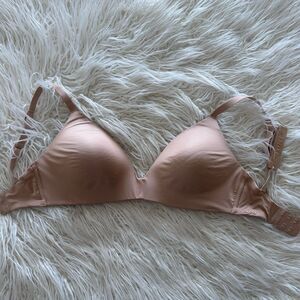 Skims Wireless Form T-shirt Bra Clay Size 32DDD